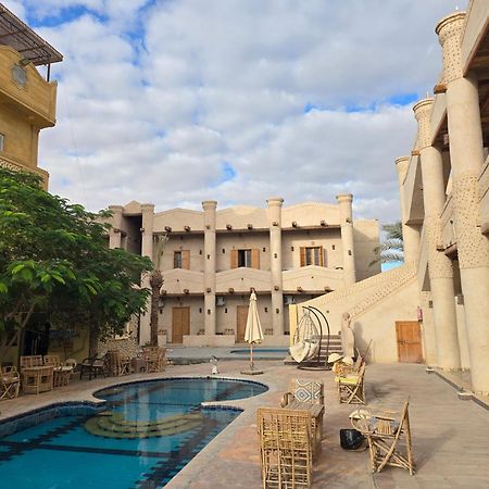 シワ・オアシス Qasr El Salam Bed & Breakfast エクステリア 写真